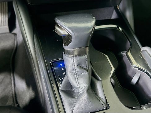 Used 2023 Lexus ES 350 w/ Accessory Package (Z2) image 24