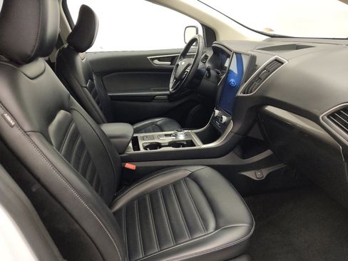 Used 2023 Ford Edge SEL image 21