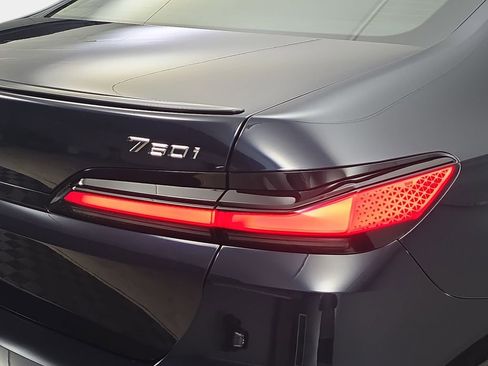 New 2026 BMW 760i xDrive w/ Executive Package AWD/4WD image 33