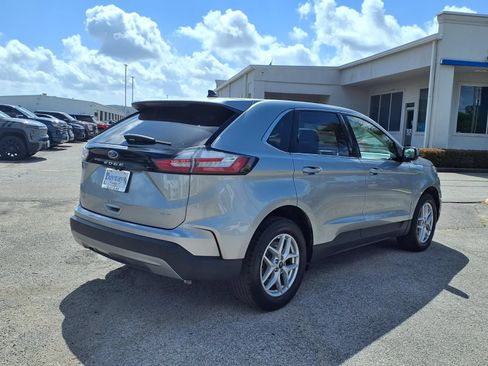 Used 2024 Ford Edge SEL AWD/4WD image 2