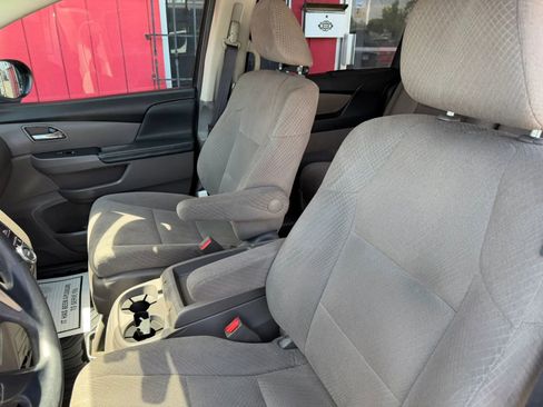 Used 2014 Honda Odyssey EX image 11