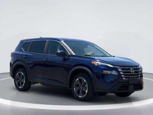 Used 2025 Nissan Rogue SV AWD/4WD image 8
