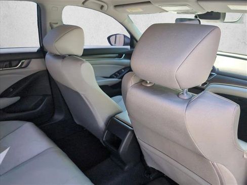 Used 2018 Honda Accord LX image 21
