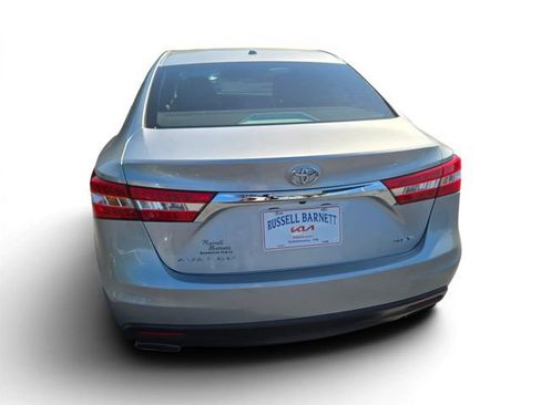 Used 2015 Toyota Avalon XLE FWD image 17