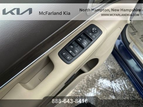 Used 2018 Jeep Grand Cherokee Overland image 13