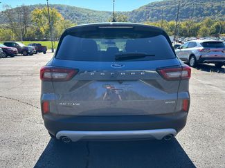 Used 2025 Ford Escape Active video 5