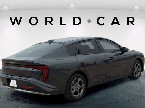 Certified 2025 Kia K4 FWD image 7