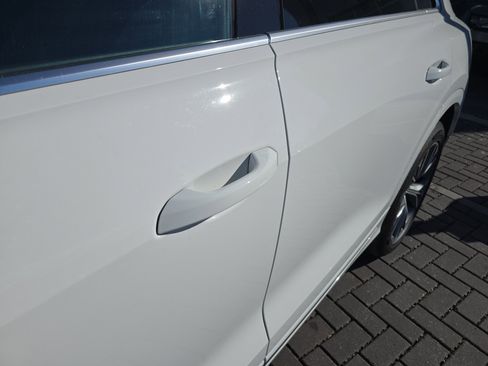 Used 2023 Audi Q8 Premium Plus image 12