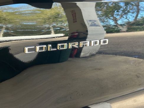 Used 2023 Chevrolet Colorado LT w/ LT Convenience Package image 17