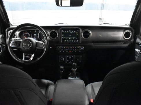 Used 2023 Jeep Wrangler Unlimited Sahara w/ LED Lighting Group AWD/4WD image 7