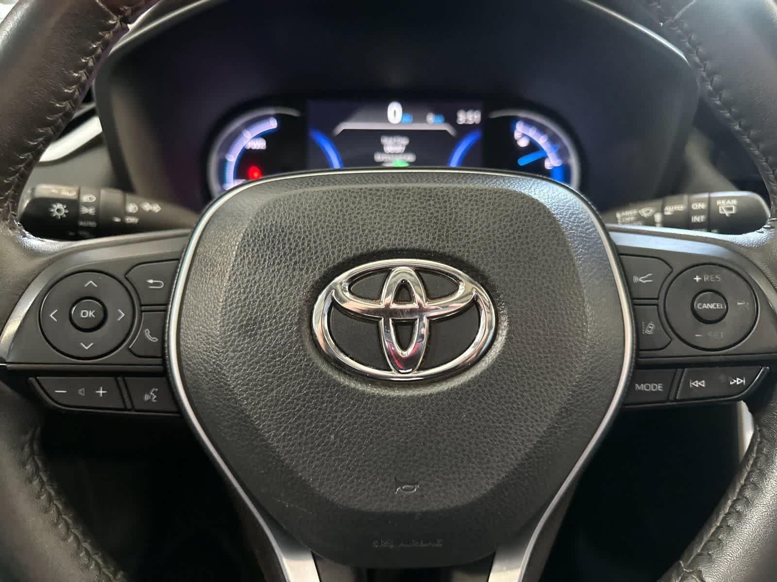 Used 2023 Toyota RAV4 XLE Premium AWD/4WD image 24