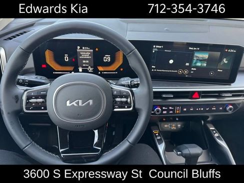 New 2025 Kia Sorento S w/ Panoramic Sunroof Package FWD image 21