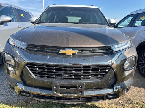 Used 2021 Chevrolet TrailBlazer ACTIV w/ Sun and Liftgate Package AWD/4WD image 2