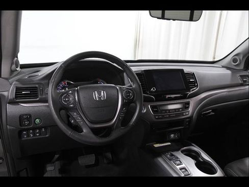 Used 2023 Honda Ridgeline RTL-E image 6