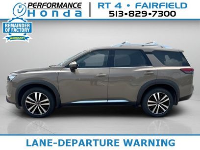 Used 2025 Nissan Pathfinder Platinum