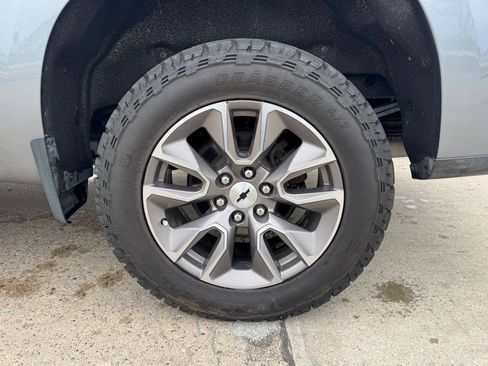 Used 2021 Chevrolet Silverado 1500 RST AWD/4WD image 9