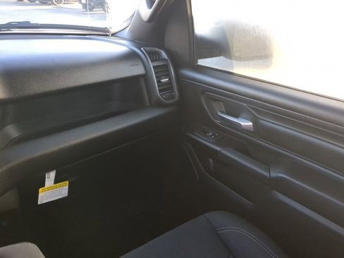 Used 2025 RAM 1500 Classic Warlock image 17