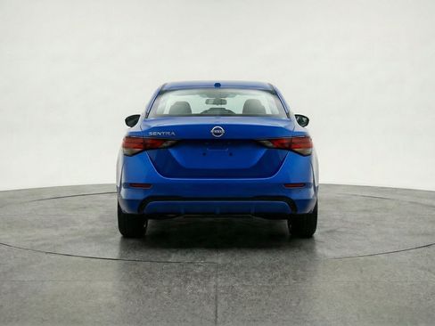 Used 2025 Nissan Sentra SV FWD image 7