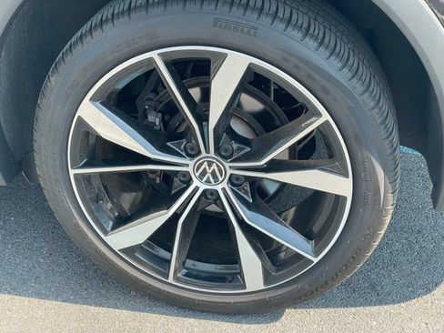Used 2023 Volkswagen Tiguan SEL R-Line AWD/4WD image 30