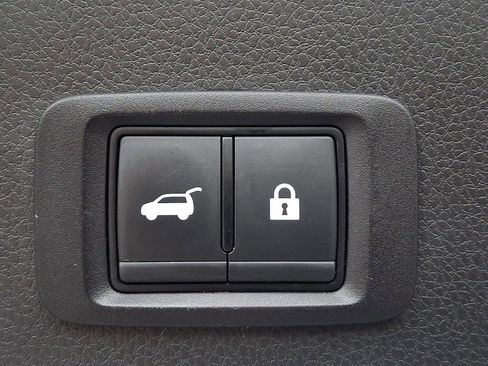 Used 2024 Mitsubishi Eclipse Cross SE image 31