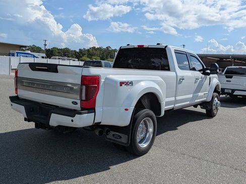 Used 2020 Ford F450 Platinum w/ FX4 Off-Road Package AWD/4WD image 3