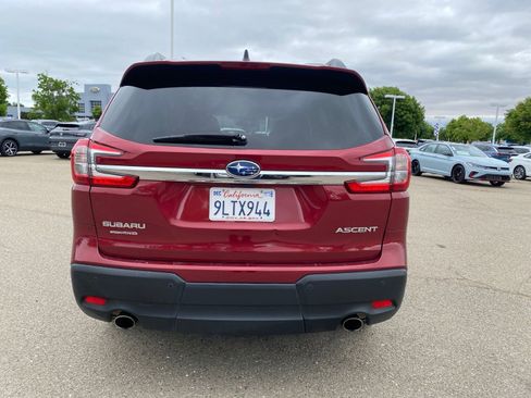Used 2025 Subaru Ascent Premium AWD/4WD image 5