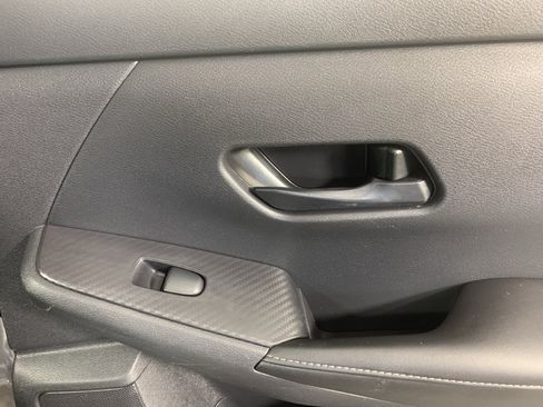 Used 2024 Nissan Sentra S FWD image 34