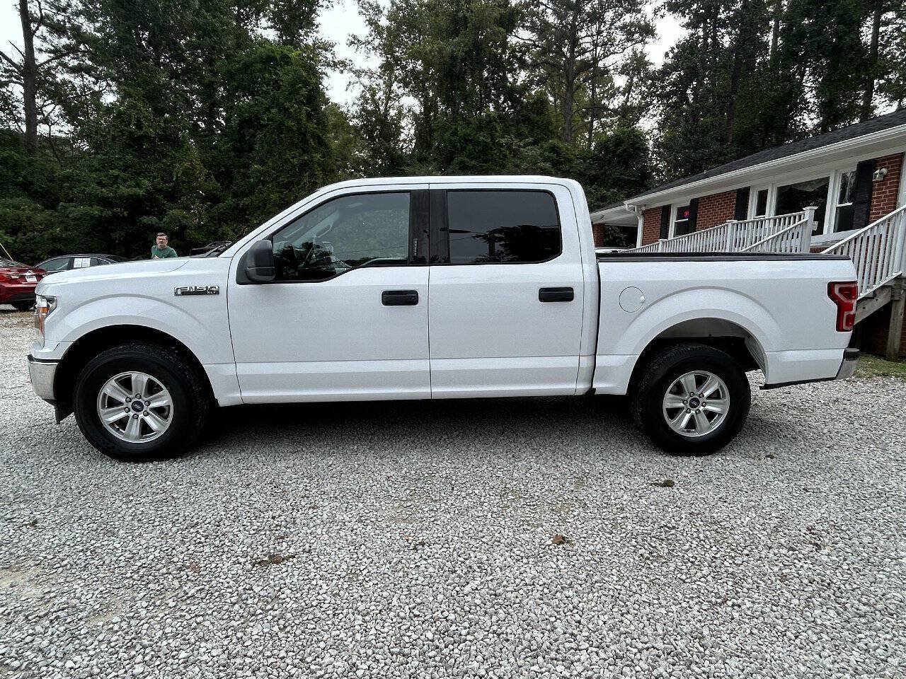 Used 2018 Ford F150 XLT RWD image 2