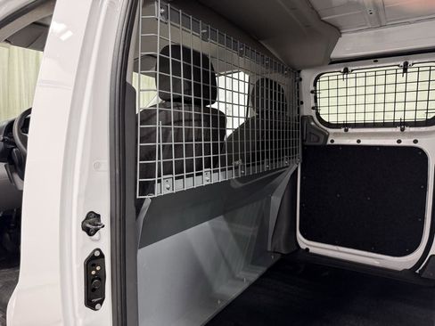 Used 2021 Nissan NV200 SV w/ Sliding Door Glass Package image 17