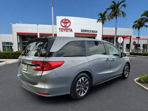 Used 2024 Honda Odyssey EX-L image 4