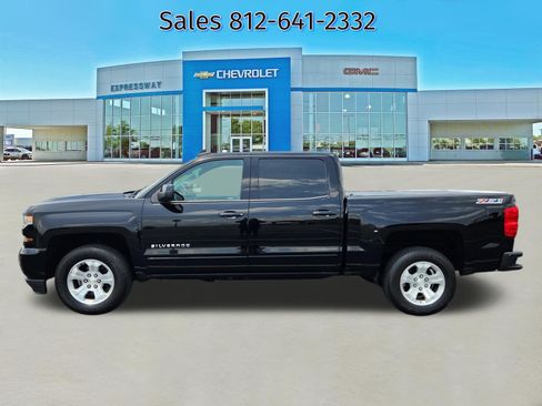 Used 2017 Chevrolet Silverado 1500 LT w/ All Star Edition AWD/4WD image 4