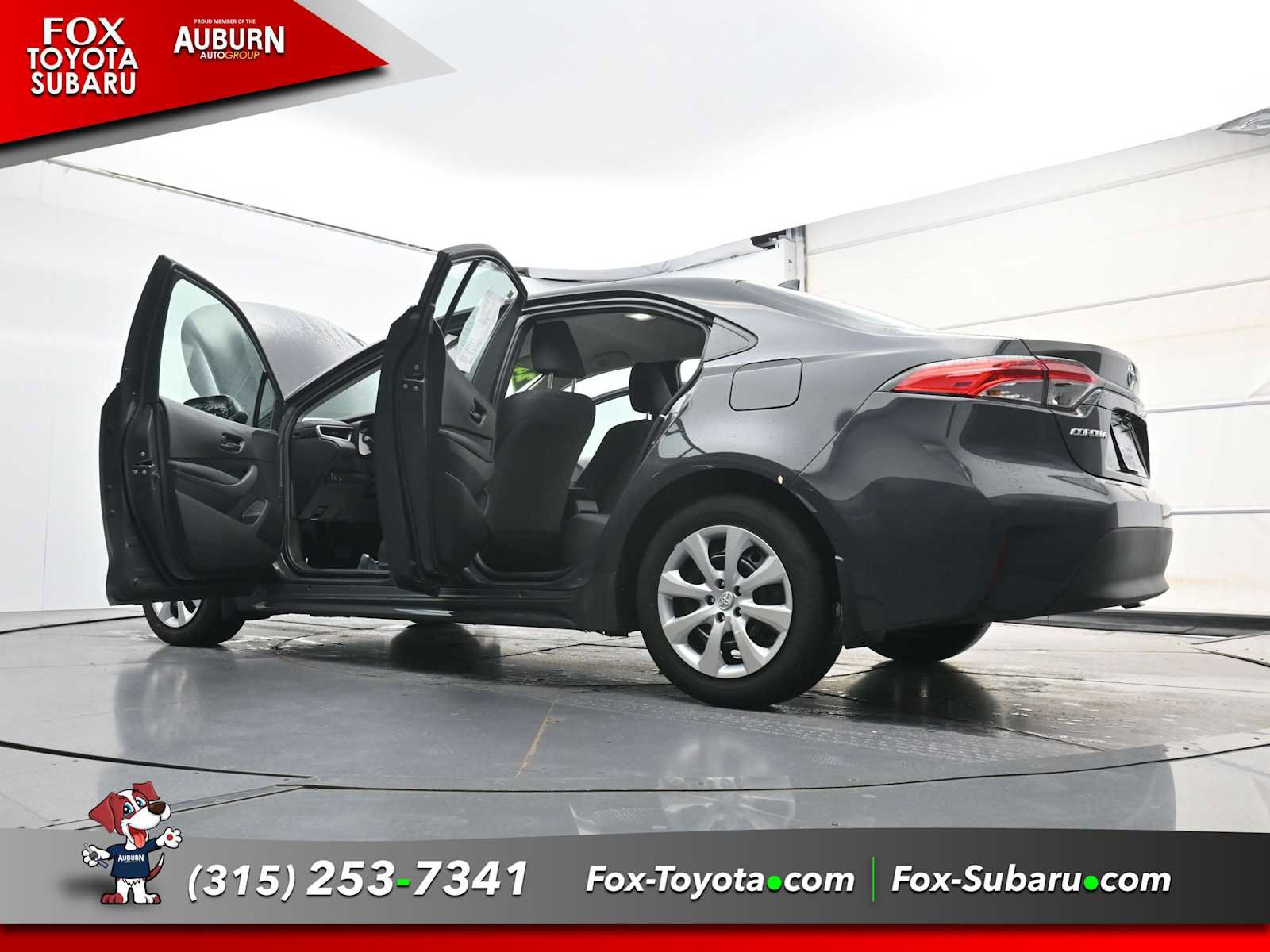 Used 2024 Toyota Corolla LE FWD image 35