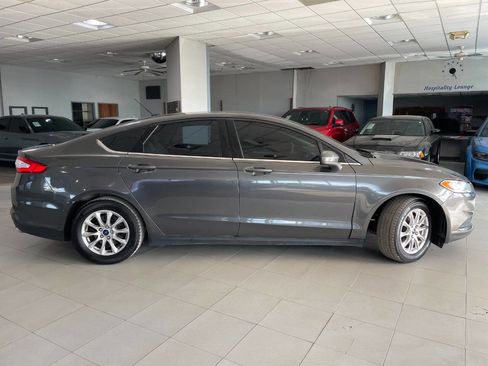 Used 2016 Ford Fusion S image 8