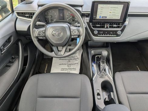 Used 2023 Toyota Corolla LE image 26