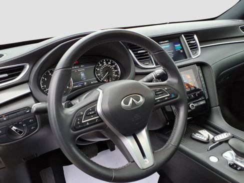 Used 2022 INFINITI QX50 Luxe w/ Appearance Package image 12