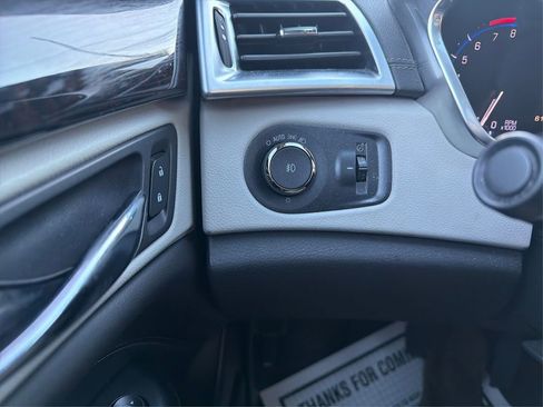 Used 2015 Cadillac SRX Performance w/ Driver Awareness Package image 20