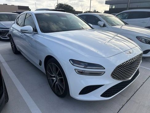 Used 2025 Genesis G70 2.5T RWD image 2