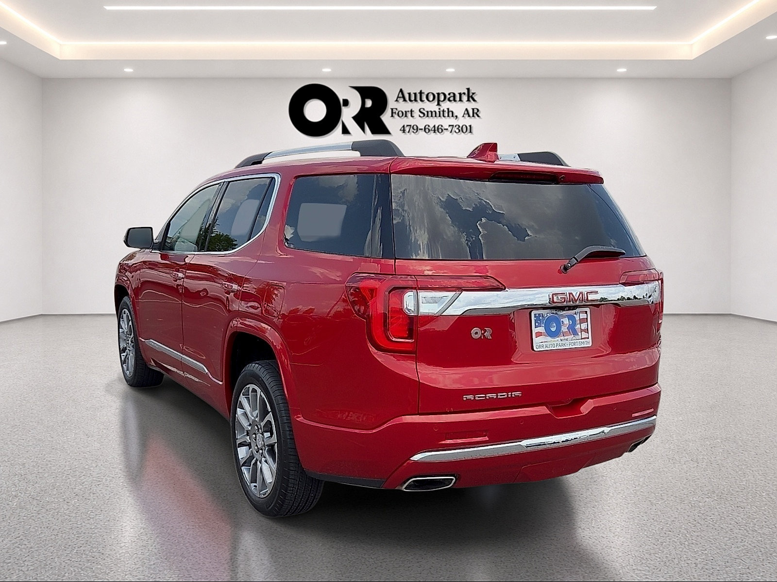 Used 2023 GMC Acadia Denali w/ Denali Ultimate Package FWD image 4