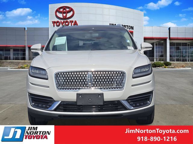 Used 2019 Lincoln Nautilus Reserve FWD image 2