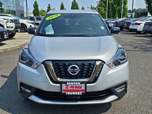 Used 2020 Nissan Kicks SR image 2