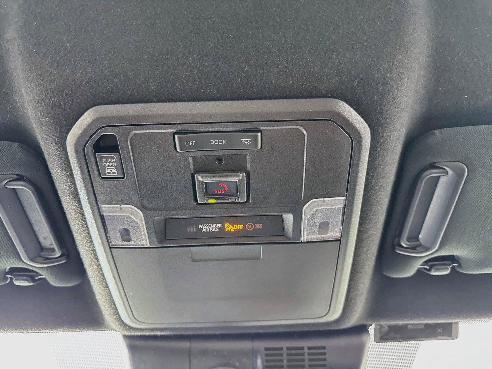 Certified 2025 Toyota 4Runner SR5 AWD/4WD image 6