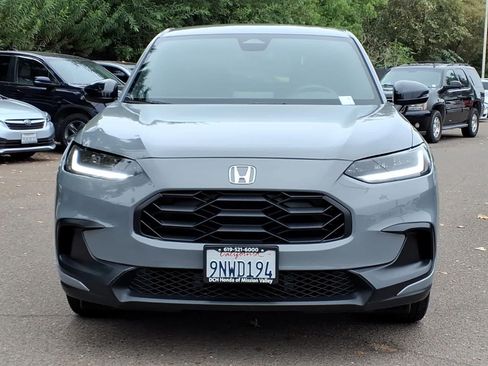 Used 2025 Honda HR-V Sport image 2