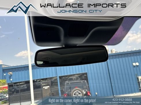 Used 2025 Ford Expedition Platinum AWD/4WD image 16