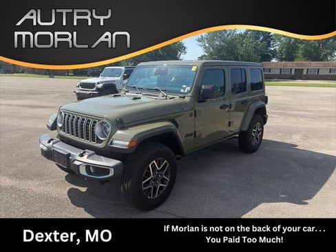 Used 2026 Jeep Wrangler Unlimited Sahara AWD/4WD image 1