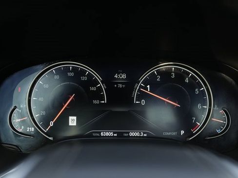 Used 2016 BMW 740i image 25