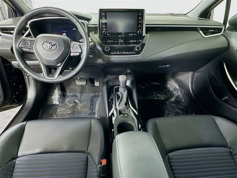 Used 2022 Toyota Corolla XSE image 16