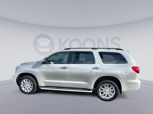 Used 2013 Toyota Sequoia Platinum image 2