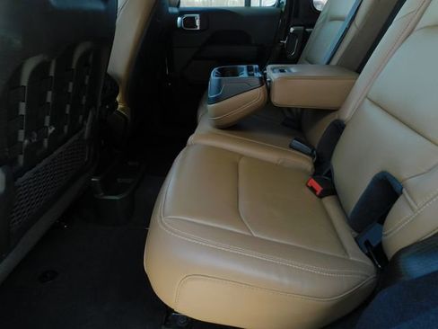 Used 2021 Jeep Wrangler Unlimited Rubicon image 15