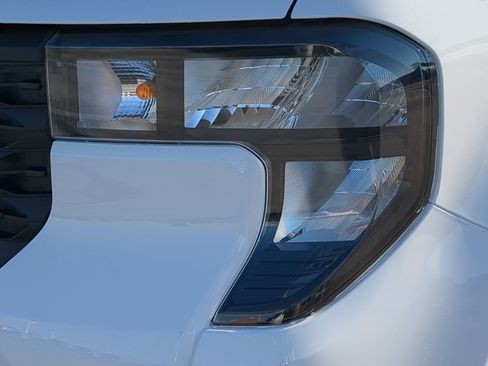 New 2026 Ford Maverick XL image 39