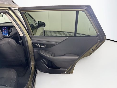 Used 2022 Subaru Outback Premium AWD/4WD image 29